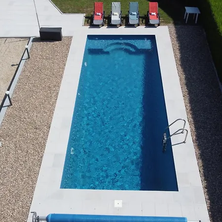 Сasa de vacaciones Pooltugal House *