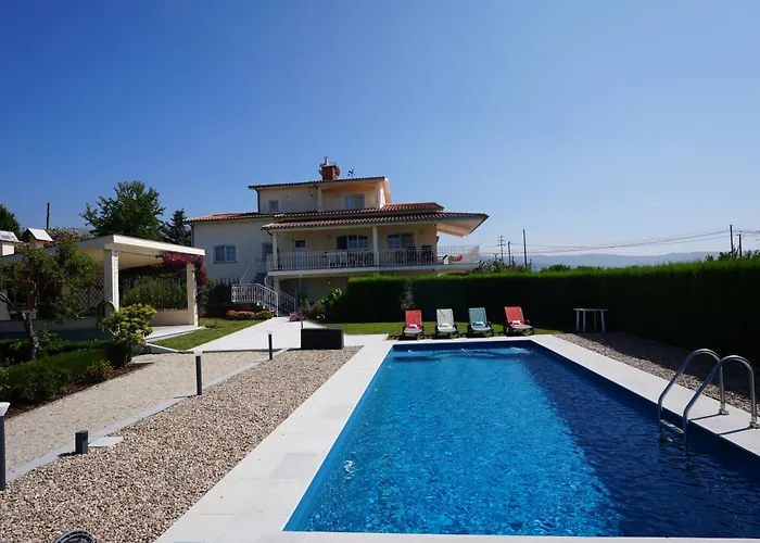 Pooltugal House Casa vacanze *