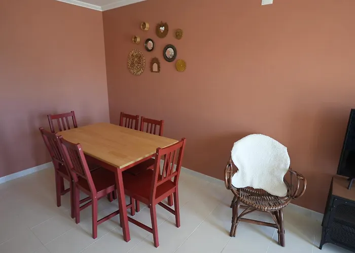 Casa vacanze Pooltugal House Sao Romao (Guarda)